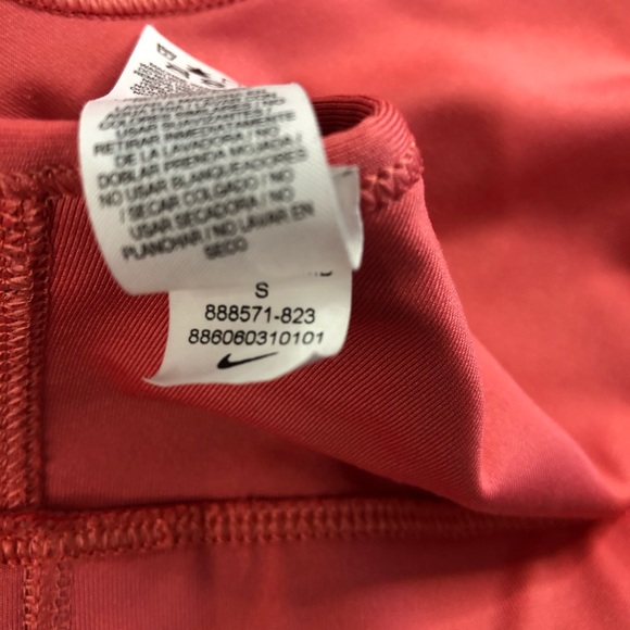 🎉✨💥 Host Pick 🎉✨💥 - Women’s Nike Sports Bra - Picture 5 of 6